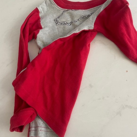 Spider Man toddler T shirt! - Picture 2 of 2